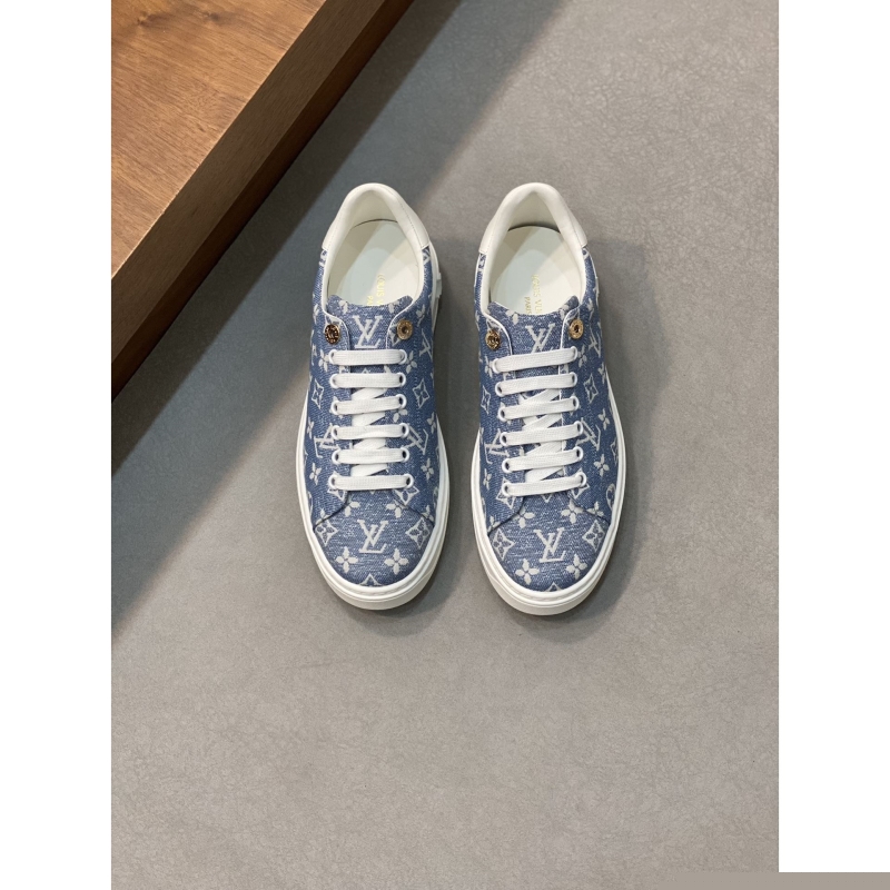 l**is V*t*n sneakers
